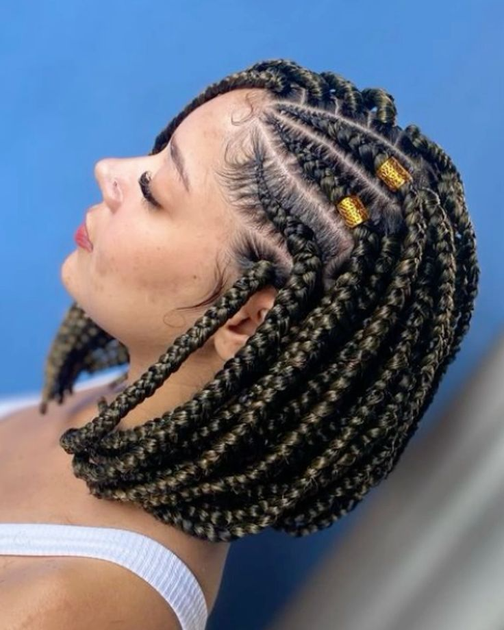 35 PHOTOS: Women Hairstyles for Modeling Auditions